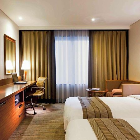 Novotel Ambassador Doksan Сеул Екстериор снимка