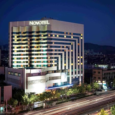 Novotel Ambassador Doksan Сеул Екстериор снимка