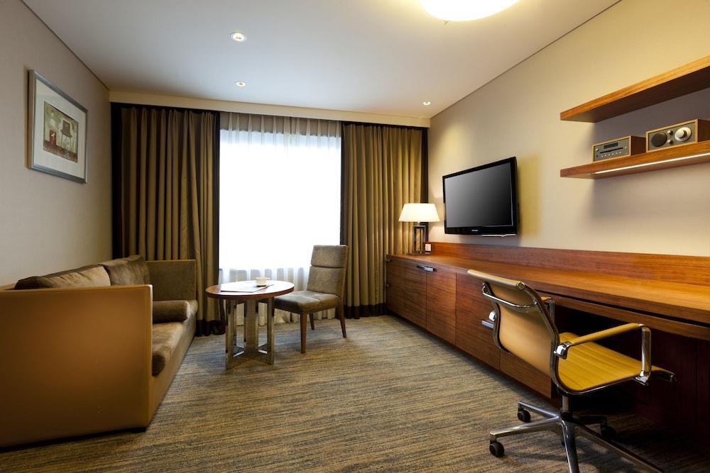 Novotel Ambassador Doksan Сеул Екстериор снимка