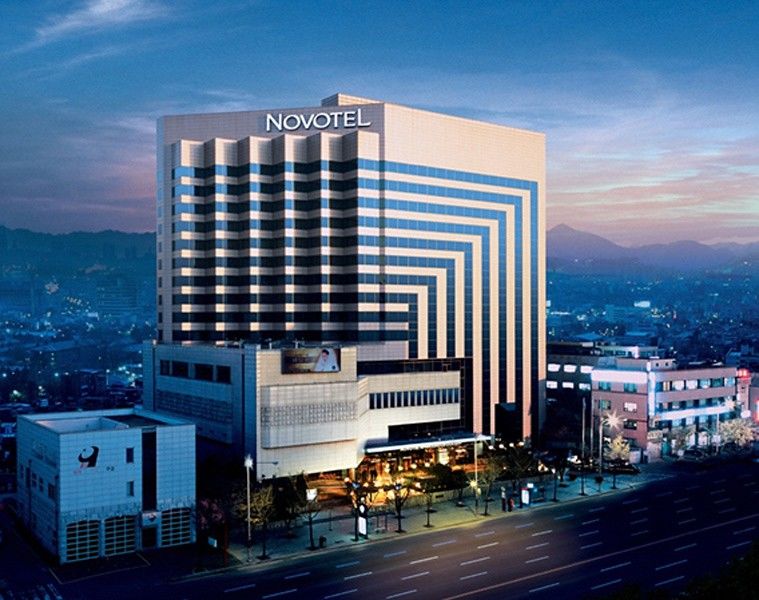 Novotel Ambassador Doksan Сеул Екстериор снимка