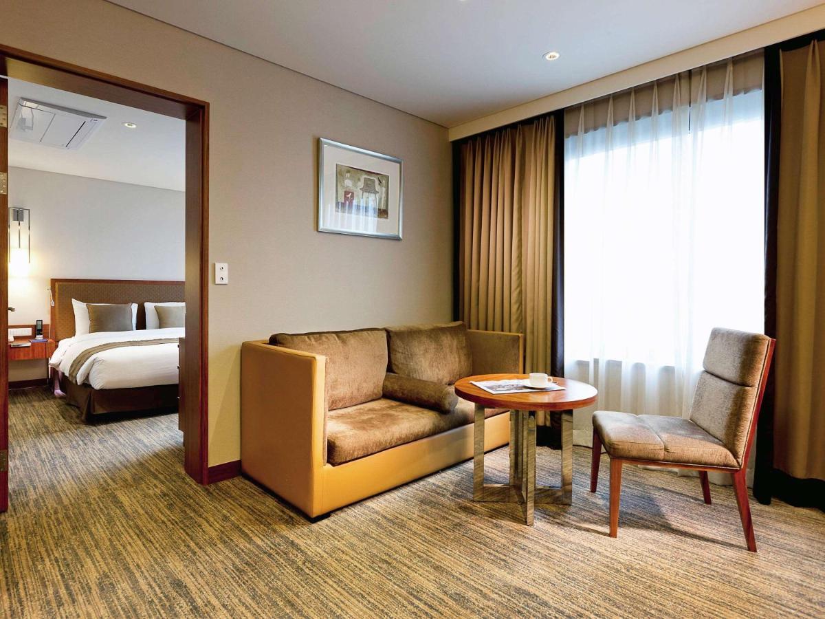 Novotel Ambassador Doksan Сеул Екстериор снимка
